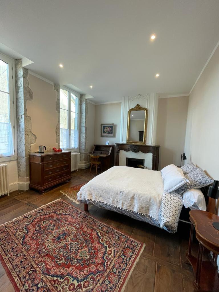 Jardin Des Remparts Bed and Breakfast Orthez Buitenkant foto