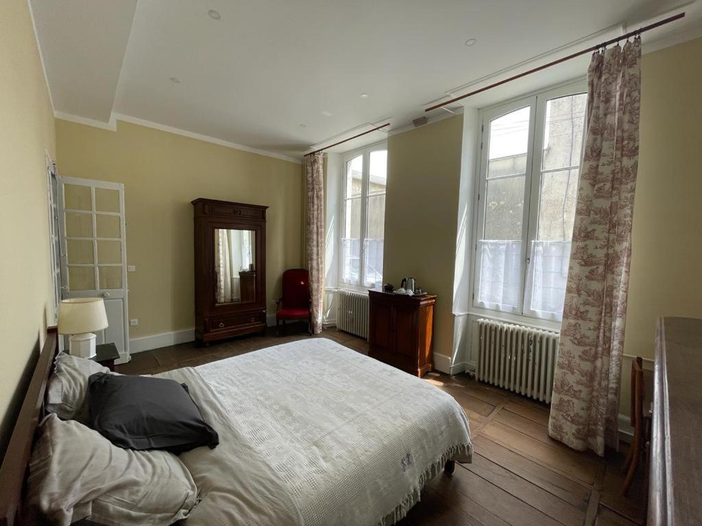 Jardin Des Remparts Bed and Breakfast Orthez Buitenkant foto